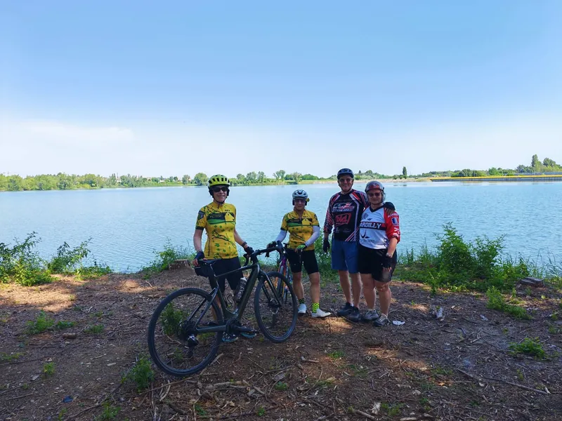 Sosta sulla riva del lago