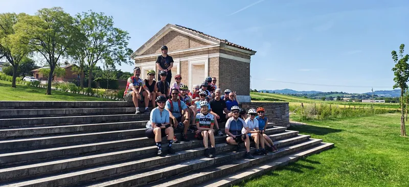 Sulla scalinata nel parco